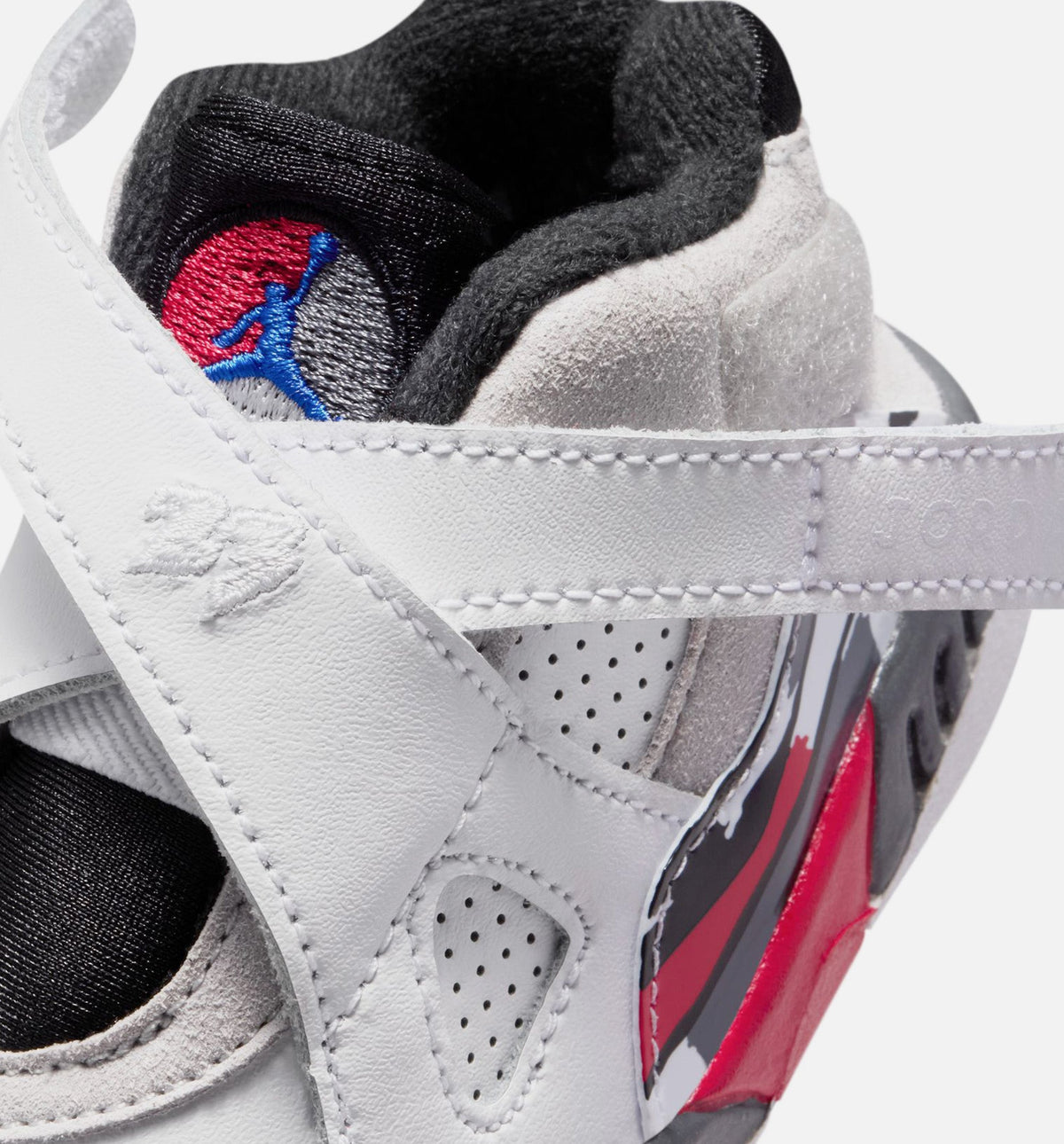 Air Jordan 8 Retro White and True Red Infant/Toddler Lifestyle Shoe - White/Black/True Red